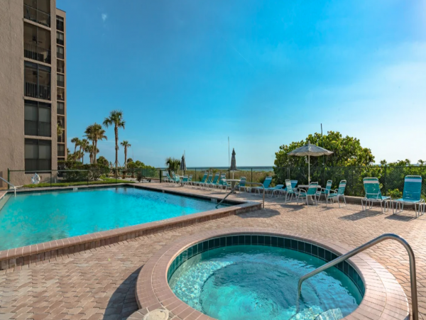 Updated 4th floor corner unit right on the Gulf